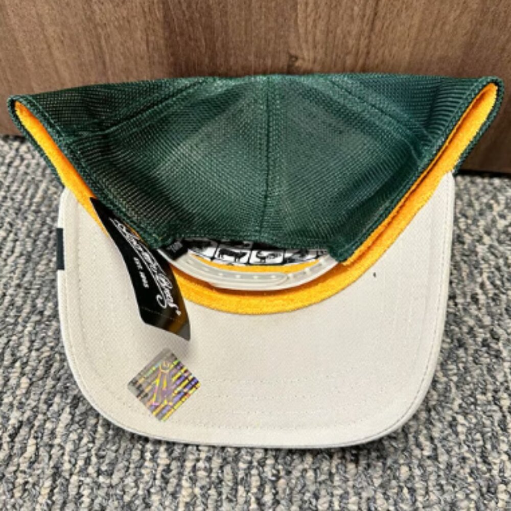 Goorin Bros. Deer Stag The Farm Premium Green and White Trucker Hat - Picture 2 of 3